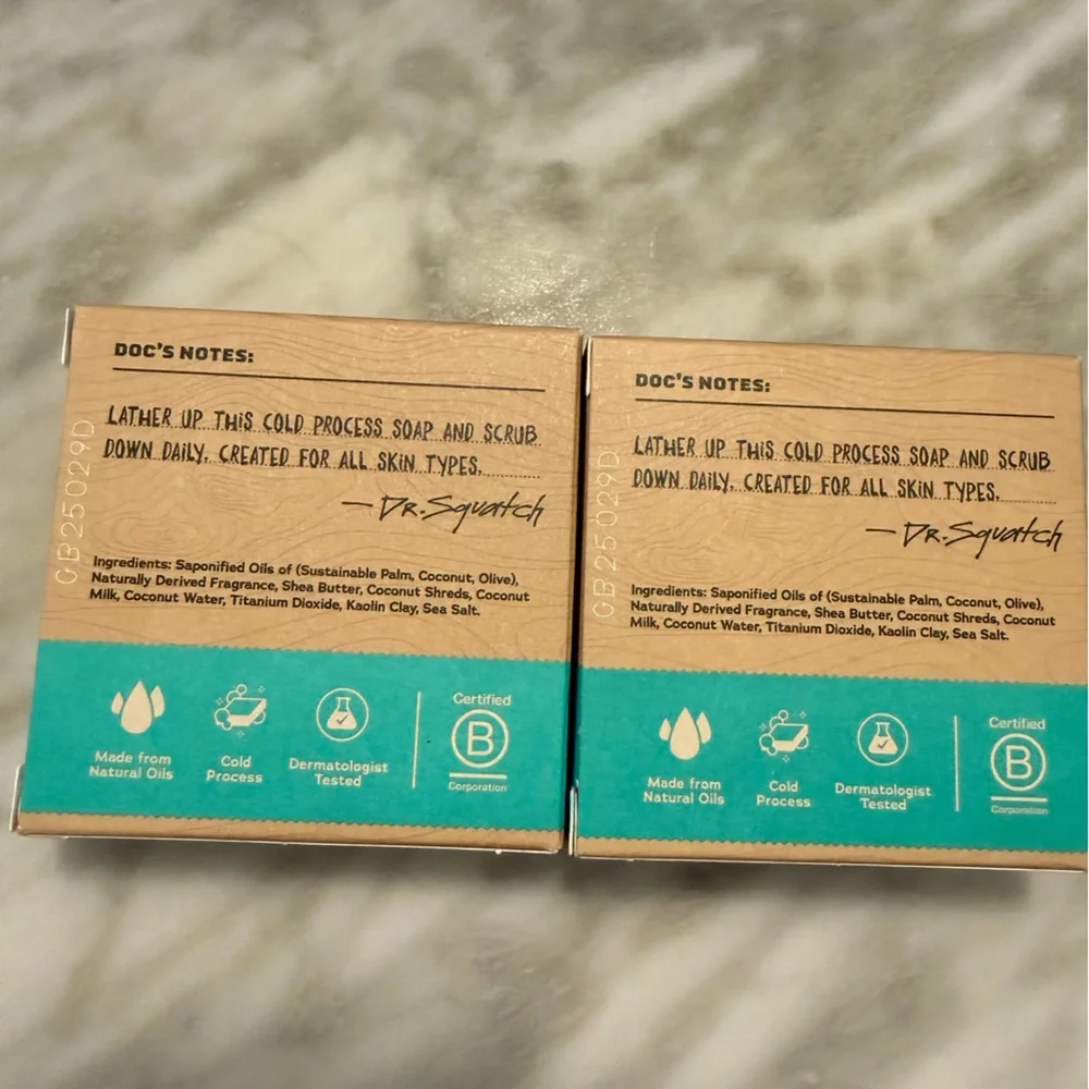 Dr Squatch Set of 2 Coconut Castaway Natural Soap Bars Exfoliation NEW - Picture 2 of 2
